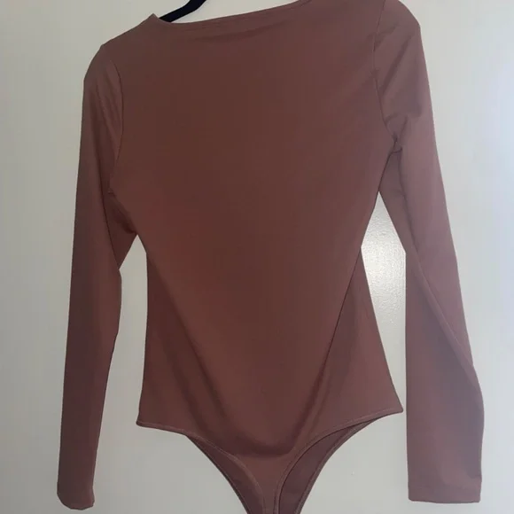 Abercrombie and Fitch Tan/Light brown bodysuit Medium - Picture 4 of 7